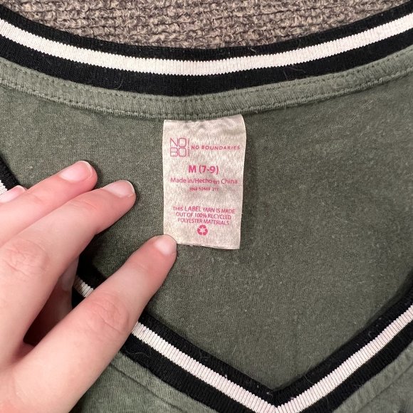 Green Pocket T-Shirt - Picture 2 of 2